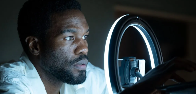 wonderman-remake-audition-self-shoot-ringlight